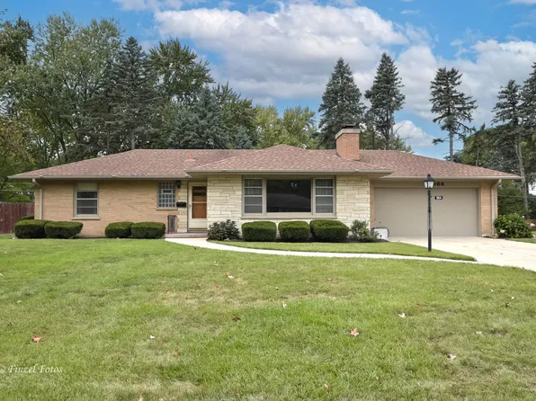 564 N Melrose Ave, Elgin, IL 60123