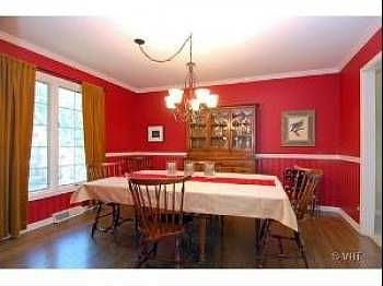 3rd image of 726 Fairview Ave