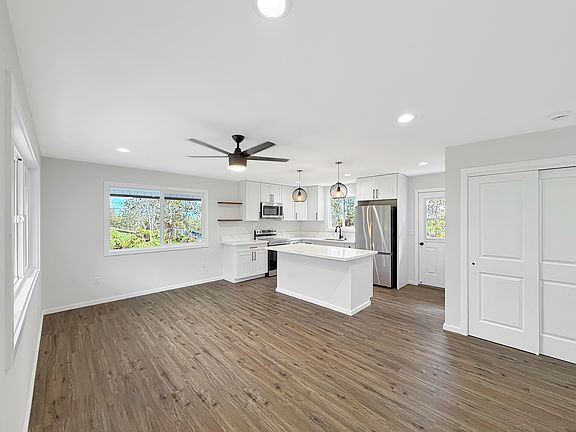 3rd image of 11-3305 Mokuna St