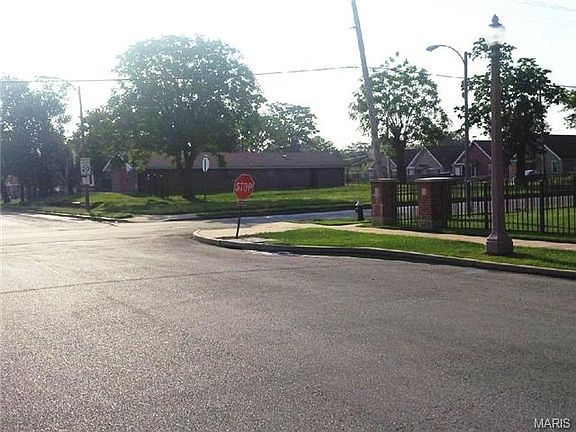 4th image of 3105 Sheridan Ave