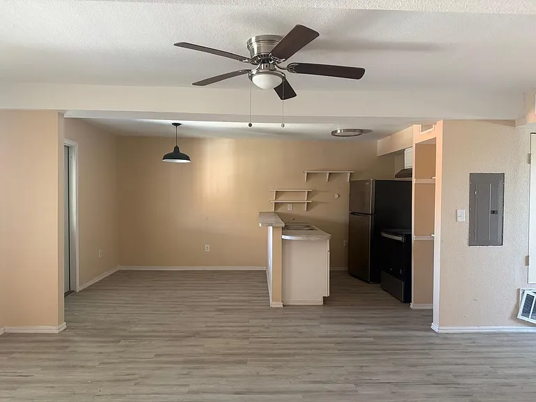 3718 Pleasanton Rd #2-201 — Photo 3