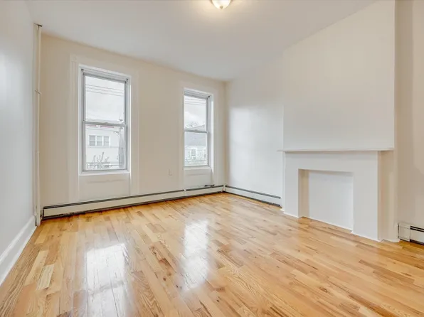 147 New York Ave APT 2L, Jersey City, NJ 07307
