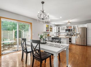 3628 Flagstone Cir, Middleton, WI 53562