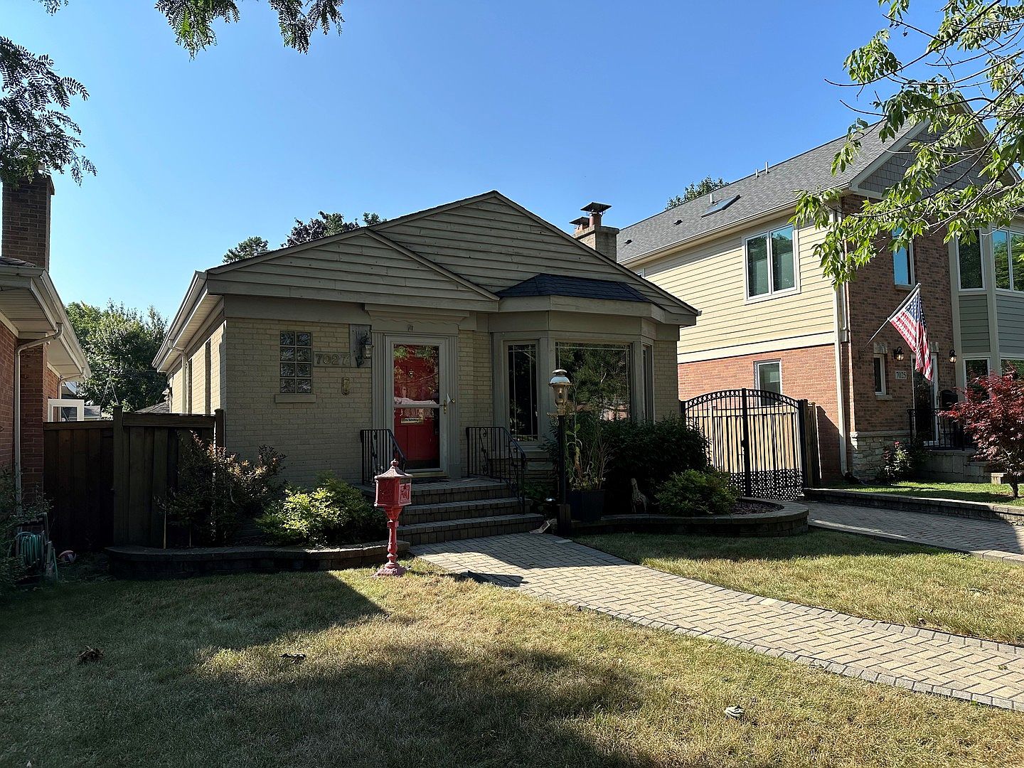 7027 N Mankato Ave, Chicago, IL 60646 | Zillow
