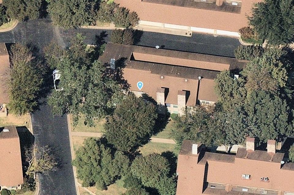 1st image of 5823 Chimney Wood Cir
