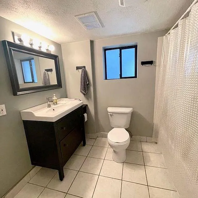 2 bed, 800 sqft, $2,250 — Photo 2
