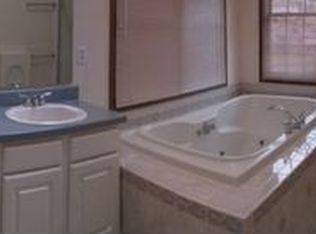510 Donatello Dr, Irwin, PA