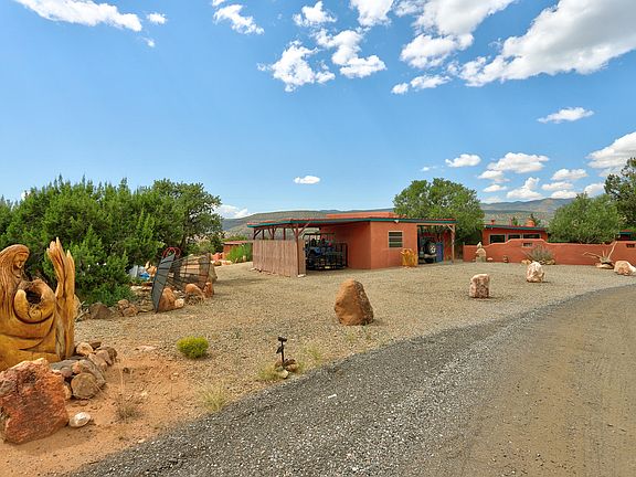 3rd image of 428 Vista Hermosa Rd