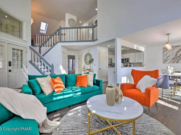 398 Vista Dr, Tannersville, PA 18372