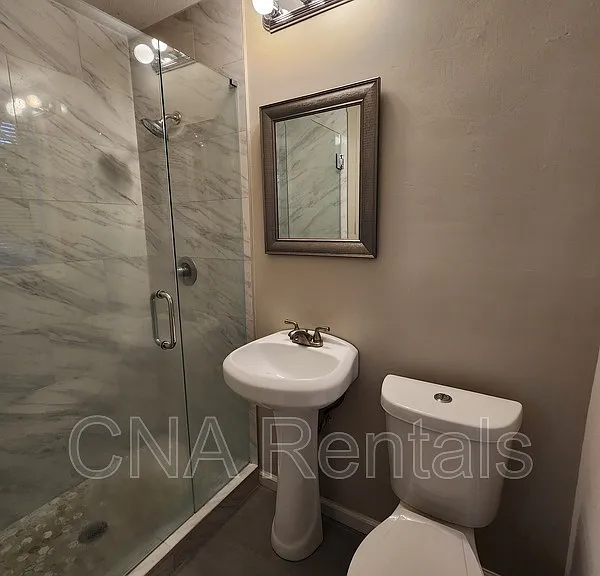 3146 Vandiver Dr — Photo 19