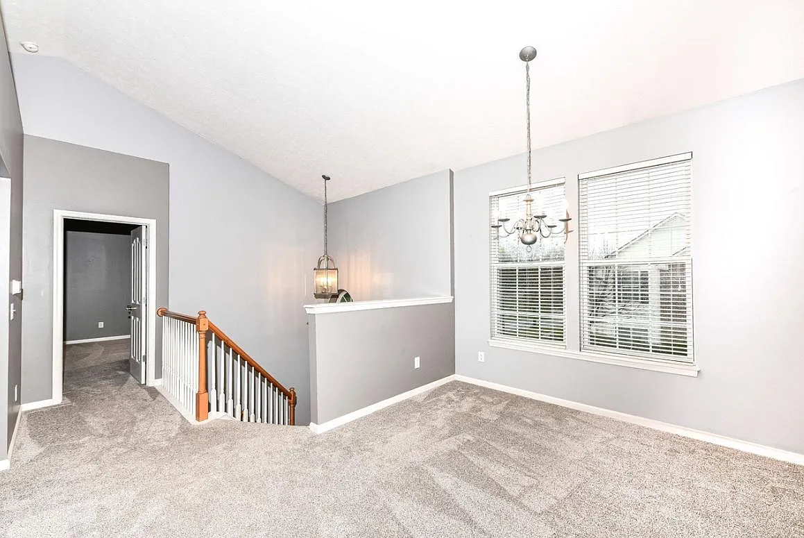3 bed, 1770 sqft, $2,400 — Photo 4