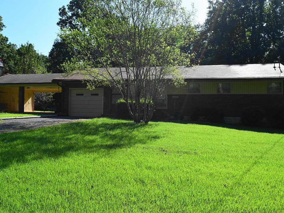 1st image of 121 Boonsboro Dr