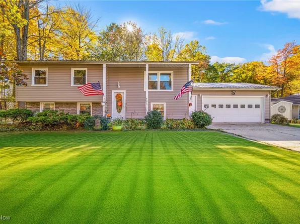 7435 Glenwood Rd, Conneaut, OH 44030