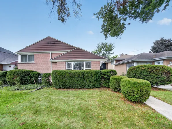 3824 W Chase Ave, Lincolnwood, IL 60712