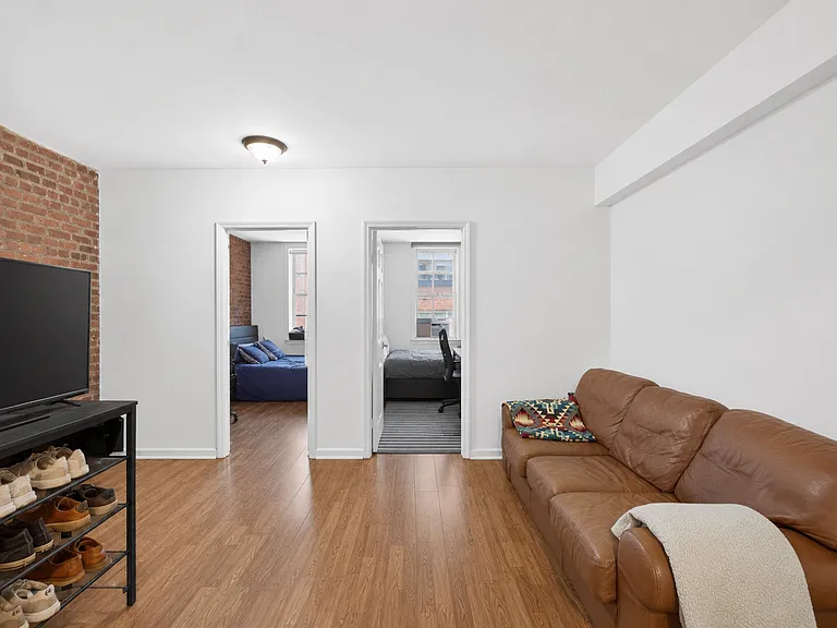 257 Water St #3C — Photo 3