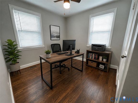 4th image of 1013 Williamsburg Rd