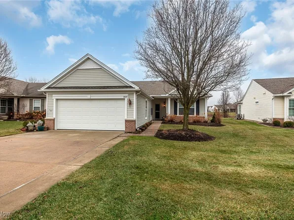 38391 Kingsbury Dr, North Ridgeville, OH 44039