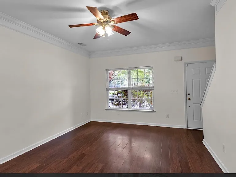 203 Twin Tree Dr — Photo 6