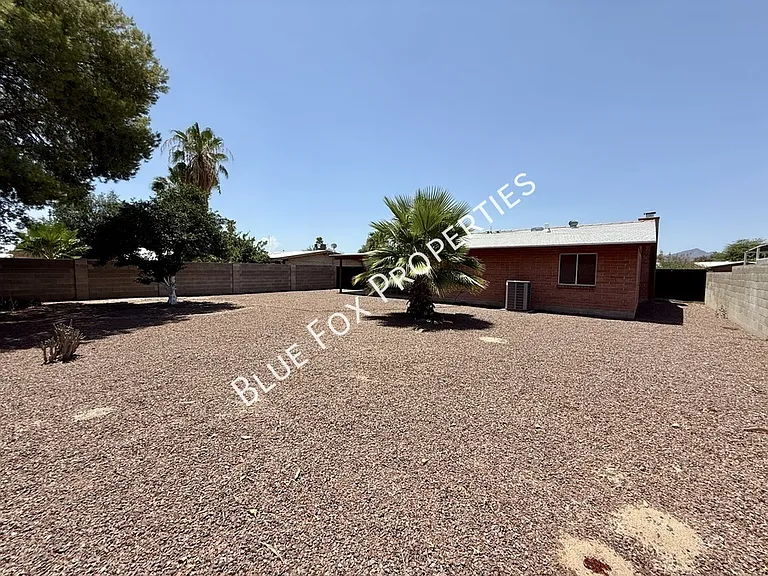 7650 N Rasmussen Ave — Photo 4