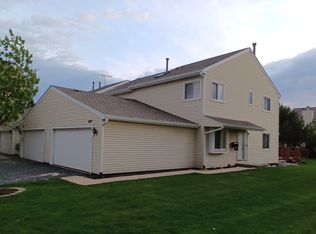 1649 Masters Ct, Naperville, IL 60563