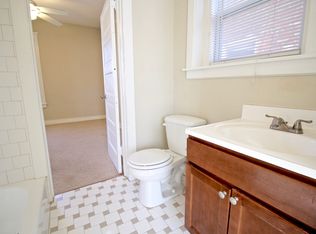 912 E 39th St APT 3W, Kansas City, MO 64109