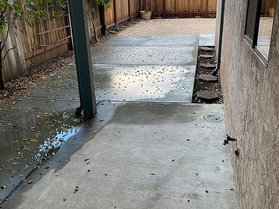 5th image of 569 Curtin Ln APT 3