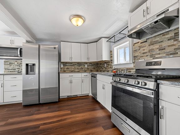 4th image of 1102 W 11th St