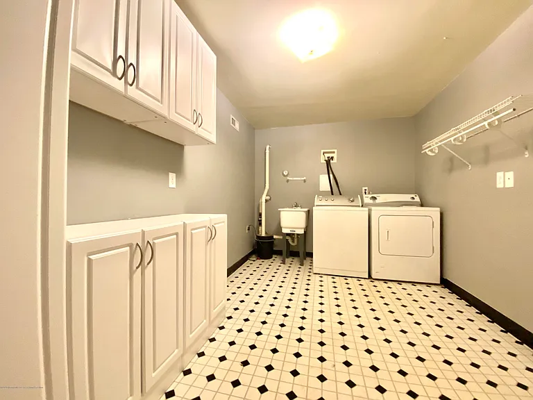 2703 Metedeconk Ct — Photo 12