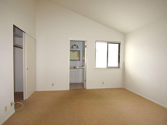 5th image of 225 2nd St E APT 2