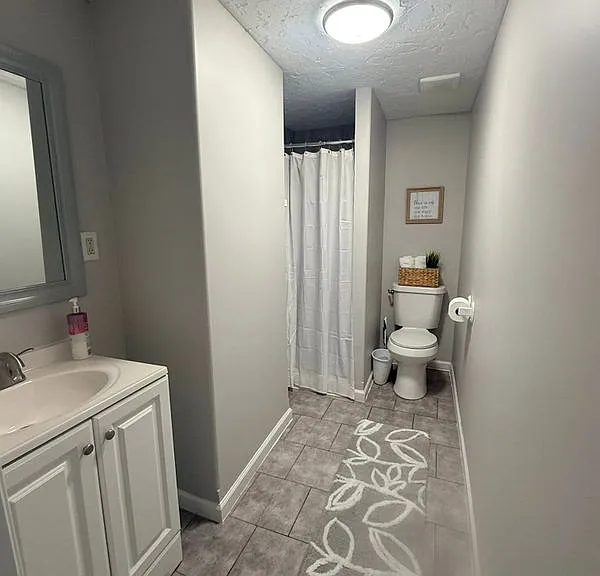 4910 Blue Ln — Photo 3