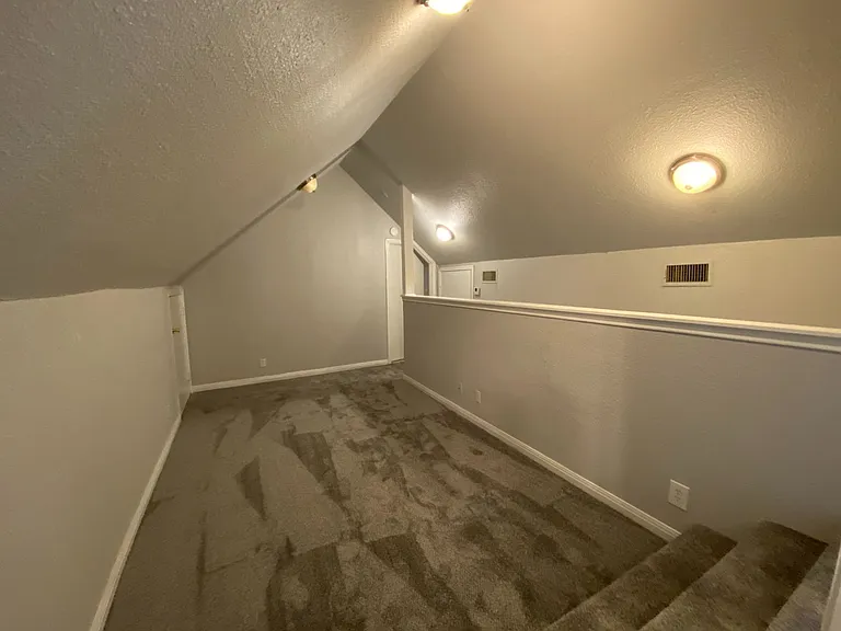 2830 San Gabriel Street — Photo 27