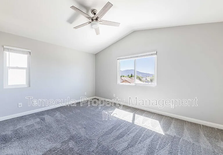45333 Corte Progreso — Photo 11