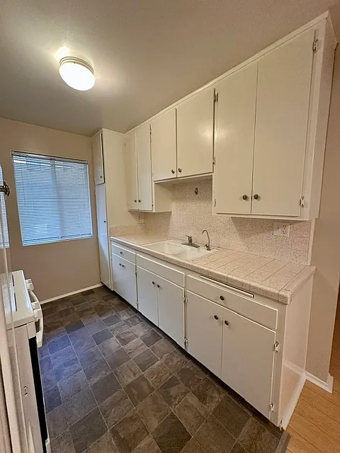 1 bed, 780 sqft, $1,795 — Photo 3