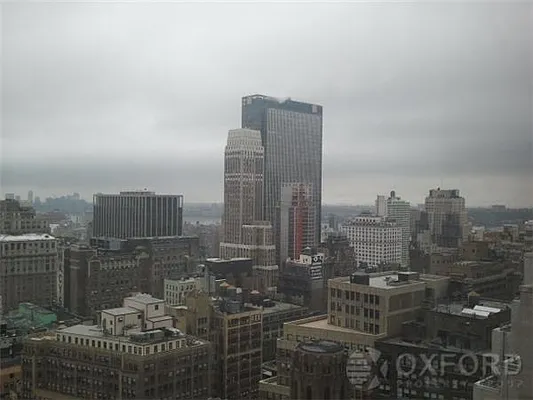 Rented by Oxford Property Group | media 48