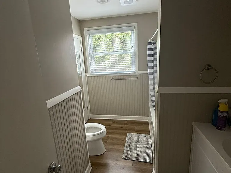 1202 Nahm Dr — Photo 4