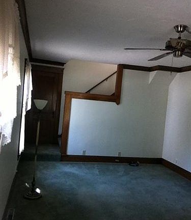 3rd image of 1120 Trumbull Ave SE