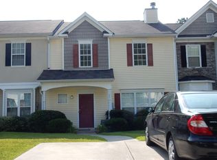 6070 Camden Forrest Dr, Riverdale, GA 30296