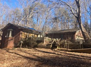 376 Putnam Rd, Cleveland, GA 30528