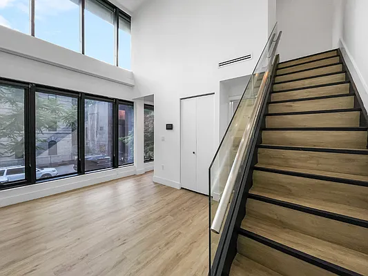 Rented by Keller Williams NYC | media 5