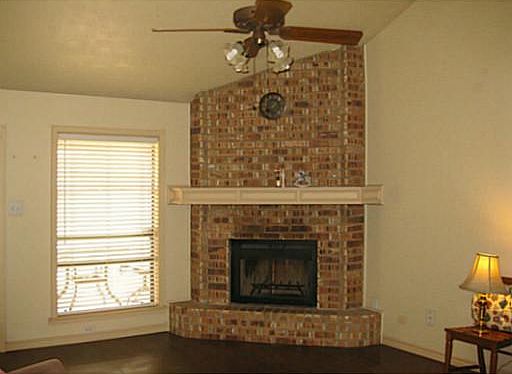 3rd image of 4412 Kingsdale Dr