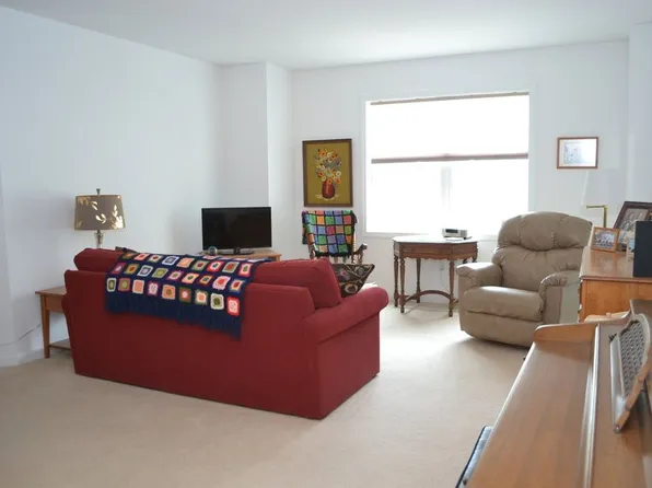 101307 Eldredge St, South Burlington, VT 05403