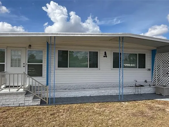 4655 Madison Ave, Zephyrhills, FL 33541