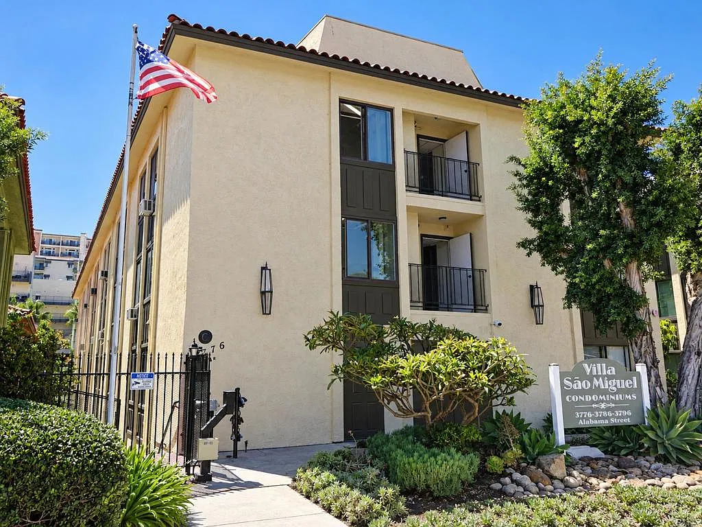1 bed, 378 sqft, $2,000 — Photo 4