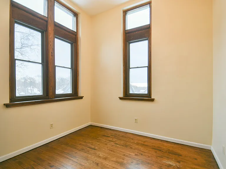 58 Woodley Ct #10 — Photo 15
