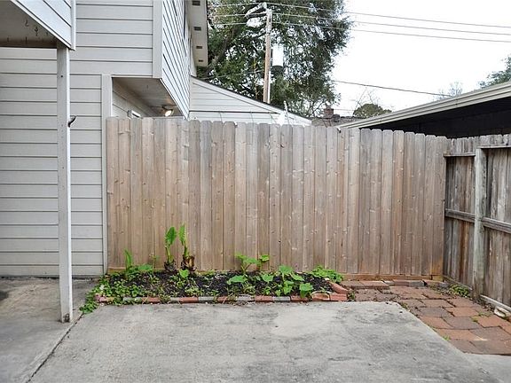 2nd image of 9220 Westwood Village Dr #10