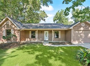 215 W Hickory St, Mandeville, LA 70471
