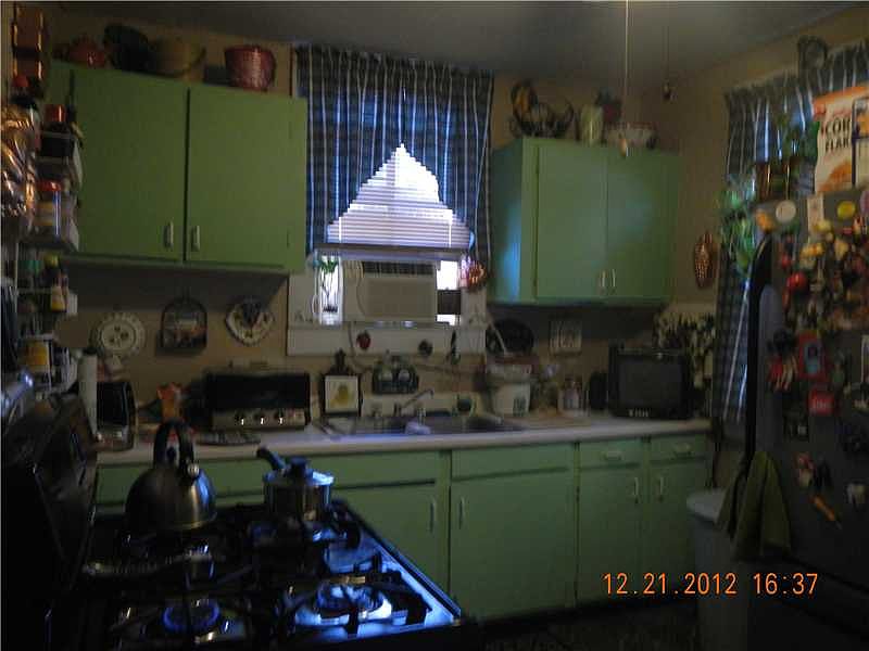 1st image of 448 Whitney Ave