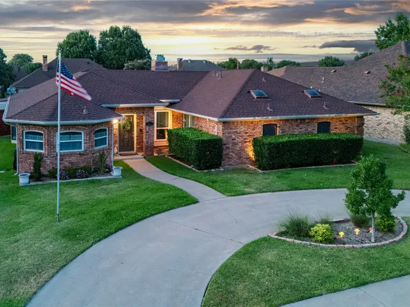 703 Willow Brook Dr, Allen, TX 75002