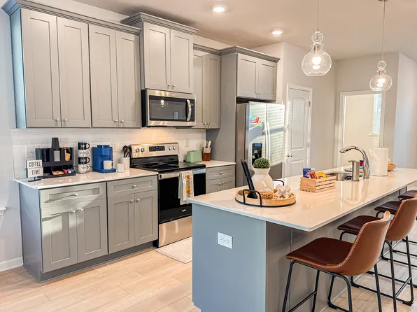 3217 Bateman Dr, Atlanta, GA