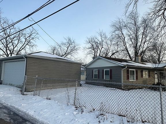 3rd image of 3201 Dornell Ave